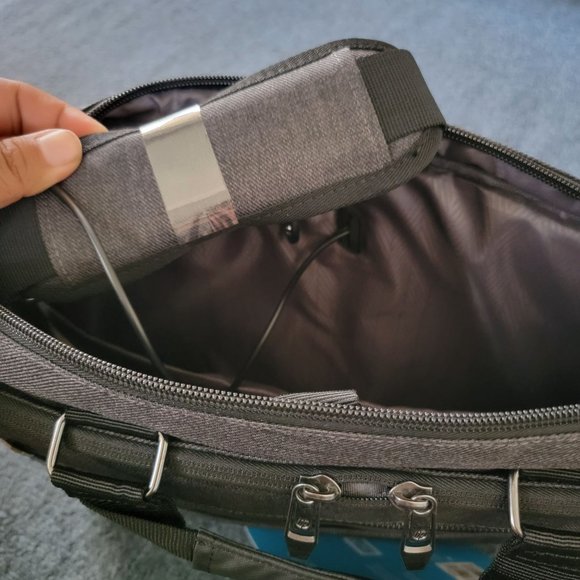 HP Executive Top Load Notebook Laptop Case 15.6" Gray - Picture 7 of 8